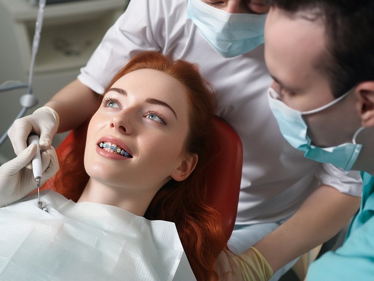 Zahnkorrekturen mittels modernster Technik